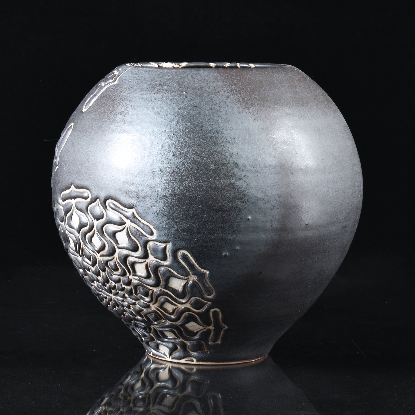 Large Round Vase #111 (Black)